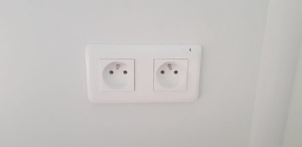 BATIMÓDULO 20′ Oficina (1 puerta / 2 ventanas) – Image 8