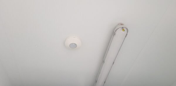 MÓDULO DE BAÑO 20′ Sanitario (4 WC-1 WC PMR-2 URINARIO-3 LAVABOS) – Image 17